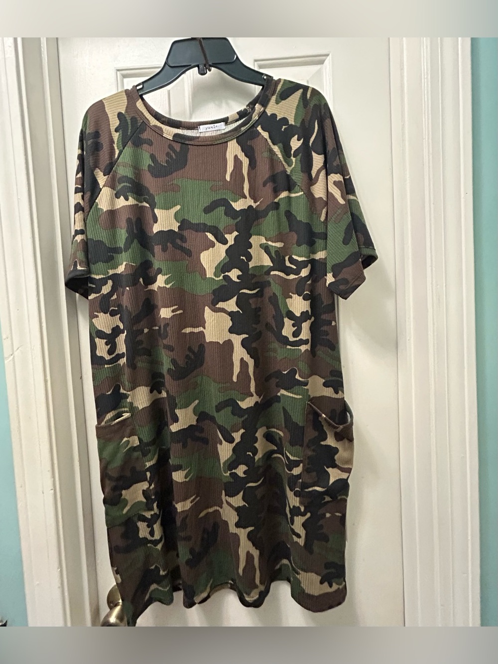 Camouflage Print Midi Dress with Pockets - Green Camo
